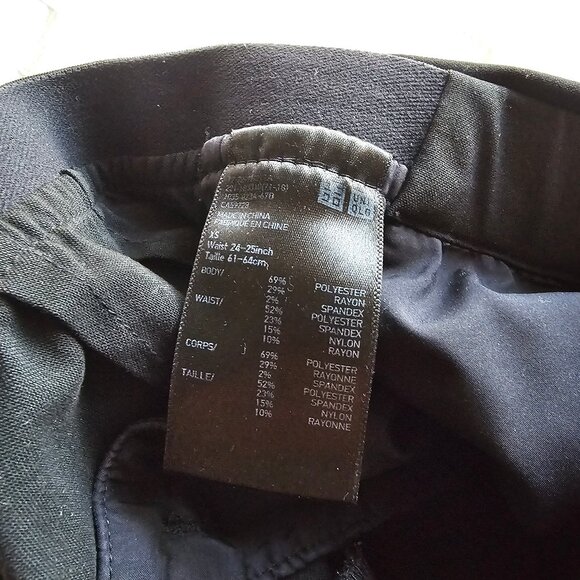 Uniqlo Smart Ankle Length Pants - Black - XS - Picture 4 of 13
